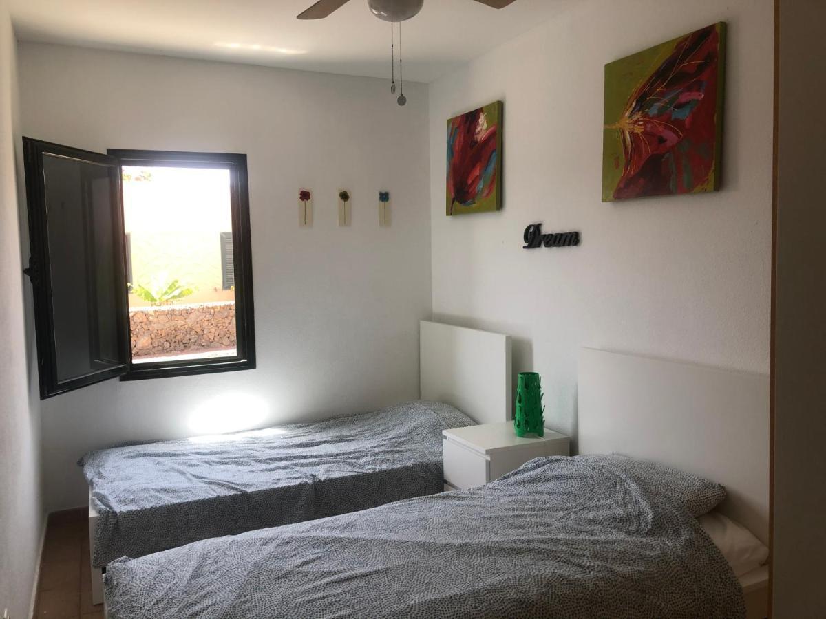 Lovely 2-Bed Villa In Corralejo Fuerteventura Exteriör bild